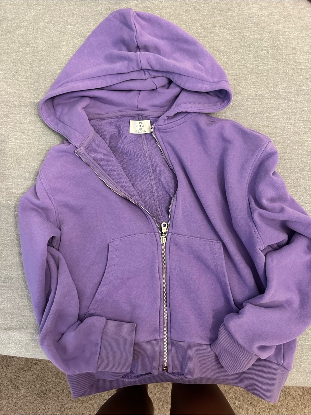 Cozy Purple Zip-Up Hoodie size small